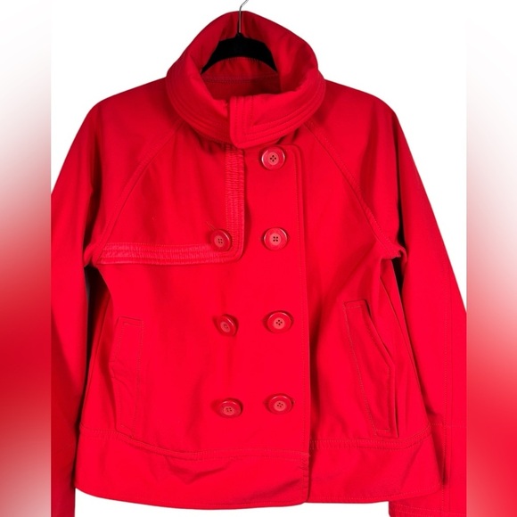 Lululemon Coco Softshell red jacket, Size 8, adjustable sleeves & collar - Picture 10 of 16